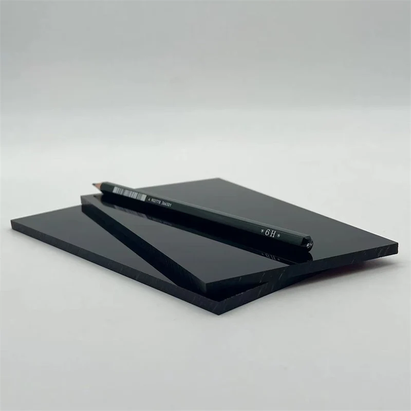 Hoja de acrílico negro
